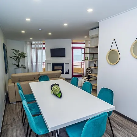 Atlantic Sun House 公寓 *