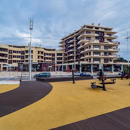 Atlantic Sun House Apartament Nazaré